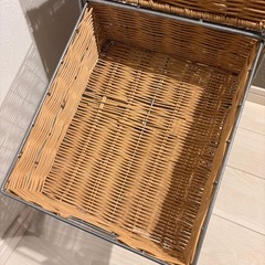 ラタン5段棚 無料
の画像