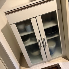 【美品】食器棚 (ニトリ キャビネット フォルムN)の画像