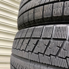 BRIDGESTONEスタッドレス16インチVRXタイヤのみ4本の画像