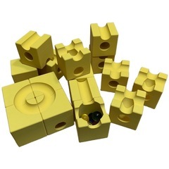 キュボロ互換品16個入り（ビー玉付き）の画像