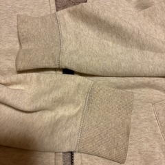 150 UNIQLOパーカー
の画像