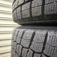 DUNLOPスタッドレスWM02イボ付き15インチ鉄ホイール付き4本セットの画像