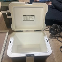 14Lクーラーボックスの画像