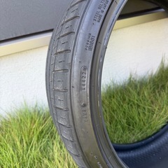ファルケン　中古タイヤ2本の画像