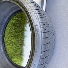 ファルケン　中古タイヤ2本の画像