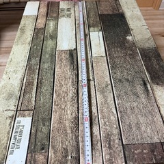 折りたたみテーブルの画像