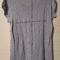GARULAのTシャツの画像