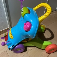 おもちゃ　車の画像