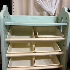 おもちゃ棚 収納キャビネットの画像