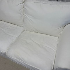 【緊急募集】
IKEA EKTORP エークトルプ2人掛けソファ　の画像