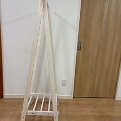 木製ハンガーラック
の画像