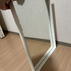 IKEAミラーの画像