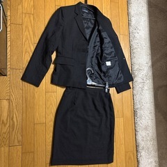 NOWHERE スカートスーツ セットアップ ビジネス フォーマルの画像