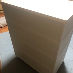 値下げします！天板付き4段チェスト‼️（｡･ω･｡）の画像