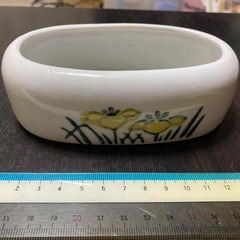 ハムスター等のエサ入れの画像