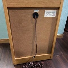 ベッドサイドテーブル差し上げます（大塚家具）の画像