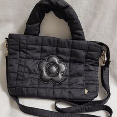 マリークワントMARY QUANT　大人気ハンドバッグ　早い者勝ちです！の画像