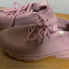 37女性用スニーカーピンク色
の画像