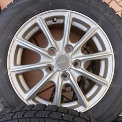 195/65-15アルミスタッドレス付き4本の画像
