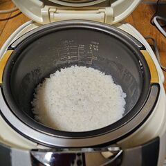 タイガー   炊飯器　 型番 JIV-B105　5.5合　 画像2 ご飯炊けました 　2002年製　ek-682ged-11　の画像