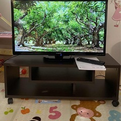 テレビ　32インチ、2019＋テレビ台セット の画像