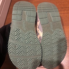 アシックス　キッズ　スニーカー　18センチの画像