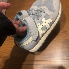 アシックス　キッズ　スニーカー　18センチの画像
