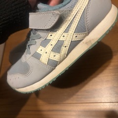 アシックス　キッズ　スニーカー　18センチの画像