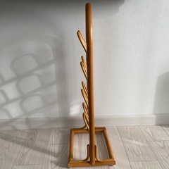 スリッパラック/4足掛け/籐製/天然素材の画像