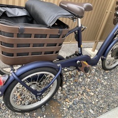 【ブリヂストン】 ラクットワゴンFW0B40電動アシスト三輪車 ネイビーの画像