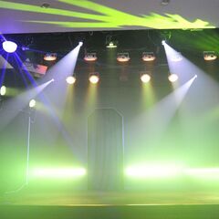 【髪型自由・ネイルOK】アイドルコンカフェ店舗運営スタッフの画像