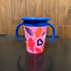 コップ飲みマグの画像