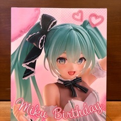 【新品未開封】初音ミク　巡音ルカ　バースデー　鬼灯　うさ耳　水着　制服　他セットの画像