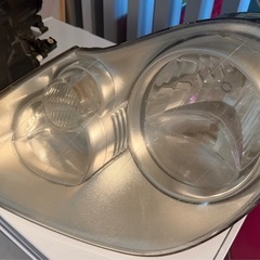 ポルシェ カイエン ヘッドライト
の画像