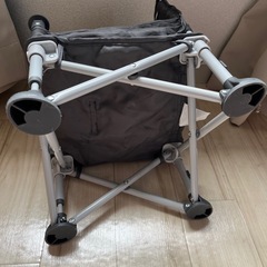 ポータブル補助いす（ブースター）おの画像