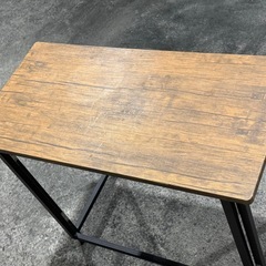 アンティークブラウン折りたたみデスクの画像