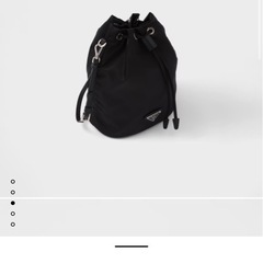 プラダ　巾着ポーチの画像