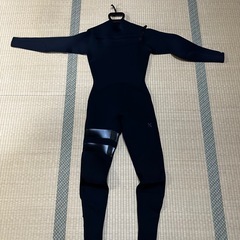 フルウエットスーツの画像