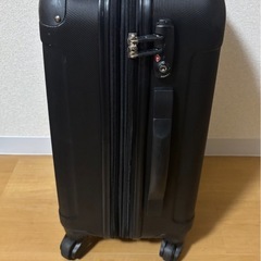 スーツケース黒機内持込の画像