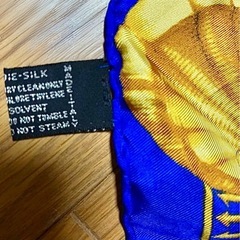 Versace スカーフ シルク100% ネイビー ゴールド ブラック ブルーの画像