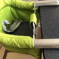 イングリッシーナ　ファスト　ベビーチェア　テーブルチェア　グリーン　緑の画像