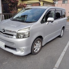 トヨタ 75系 ヴォクシー４WD 車検有り161000 km　乗って帰れます。 ETC付き　これからの季節に最高な四駆です。の画像