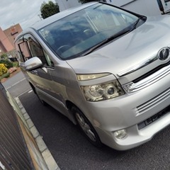 トヨタ 75系 ヴォクシー４WD 車検有り161000 km　乗って帰れます。 ETC付き　これからの季節に最高な四駆です。の画像