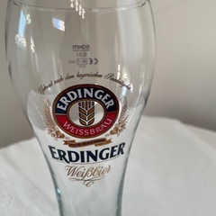 Erdinger ビールジョッキの画像