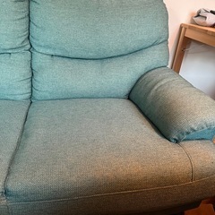 ニトリ3人掛けソファ 布張りタイプの画像