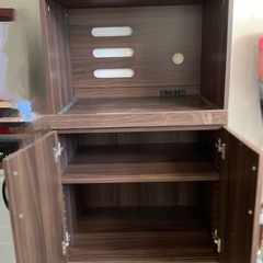 食器棚の画像