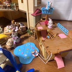 シルバニアファミリーまとめ売り
の画像