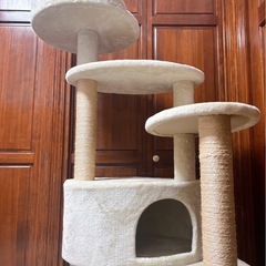 【引取り限定】  Mau キャットタワー ミ ルキーエッグ 美品 の画像