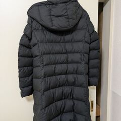 UNIQLO　Lサイズレディース　ダウンコート　ダウンジャケット　ブラックの画像