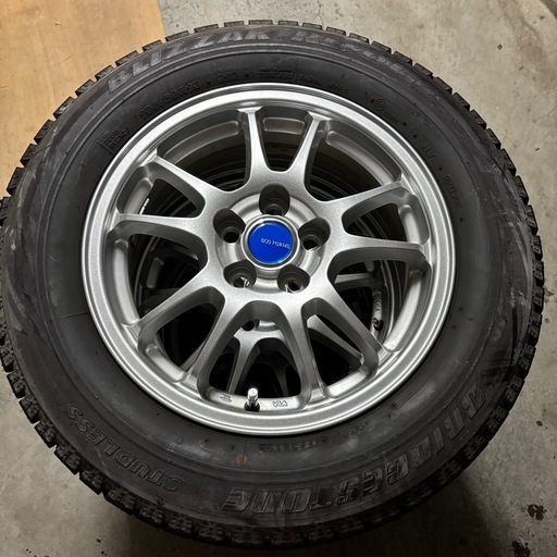 今週限定12500円　195/65R15 スタッドレス　タイヤ付きホイール　15インチ